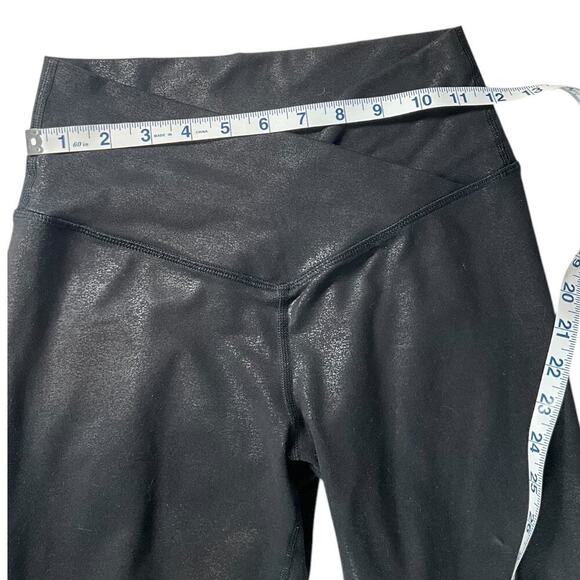 OffLine by Aerie The Hugger Legging Black Small Stretchy Cris Cross Hi-Waist - Picture 7 of 8